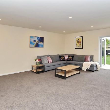 Weston Villa - Christchurch Holiday Homes Esterno foto