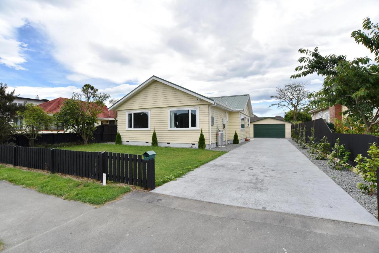 Weston Villa - Christchurch Holiday Homes Esterno foto